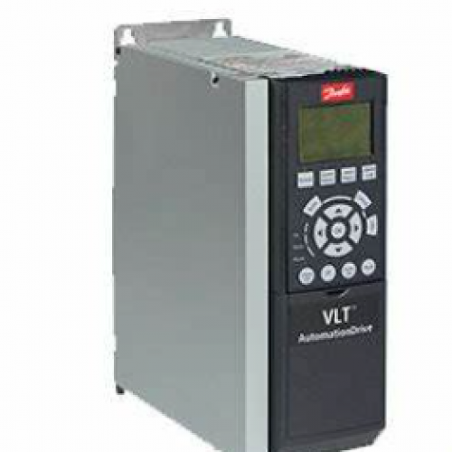 Danfoss 131B0015 131B0006 131B0005 131F8654 131H3956 Frequency Inverter FC-302P1K5T5E20H1BXXXXXSXXXXAXBXCXXXXDX 1.5 KW / 2.0 HP 3phase 380-500 VAC