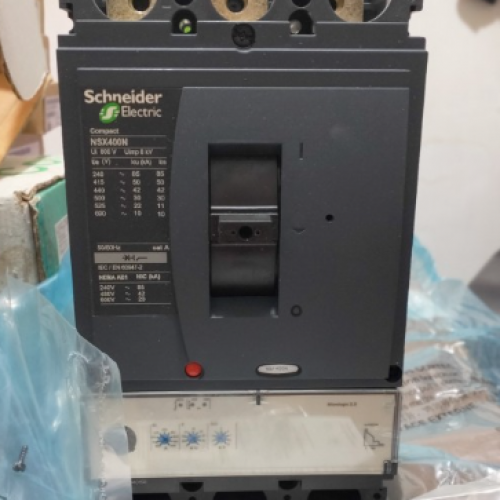 Schneider C63N32D630 51156070AA